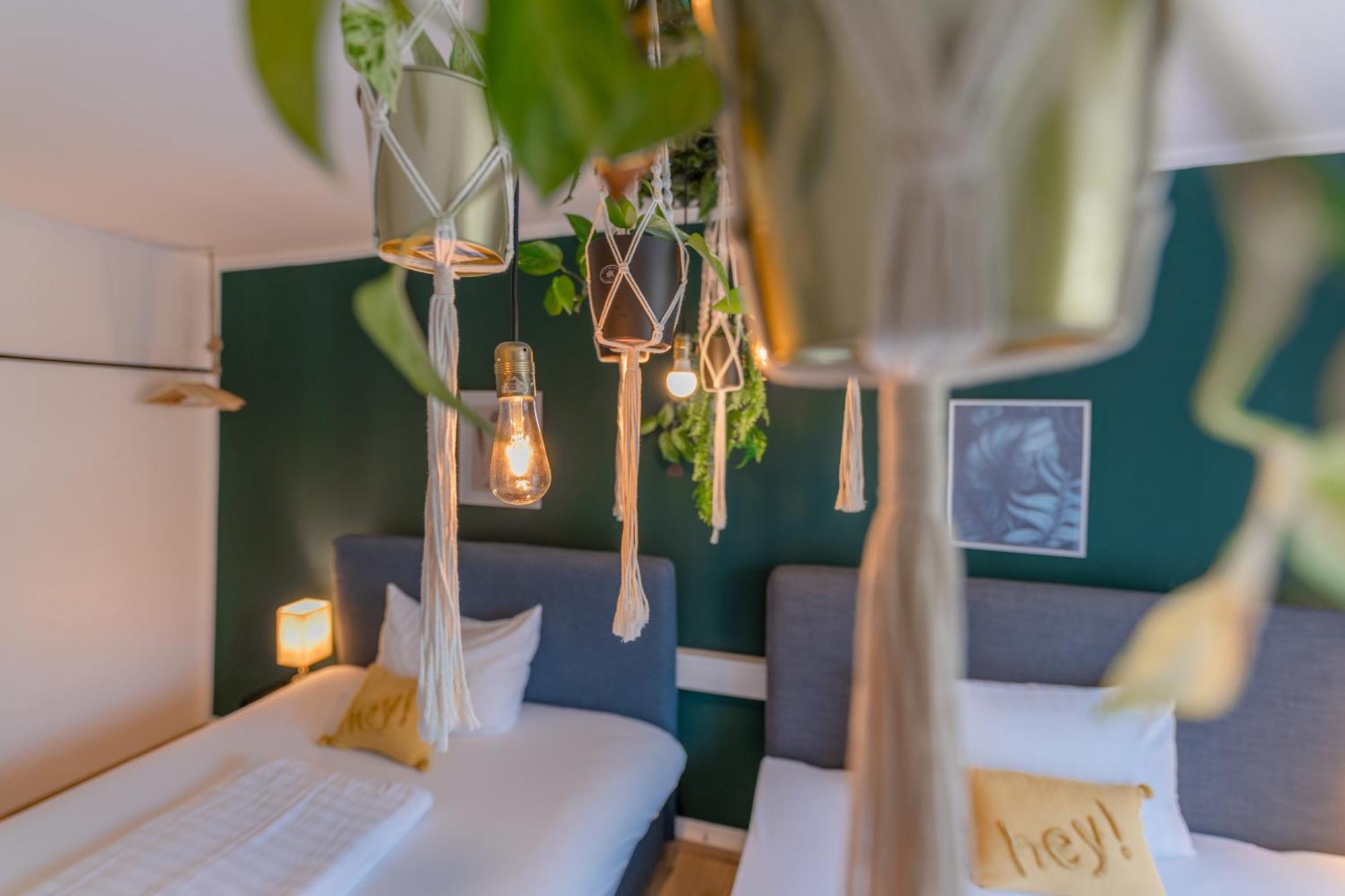 Stay Awesome - Urban Jungle Apartment Zentral, Wilhelmshoehe Kassel Exterior foto